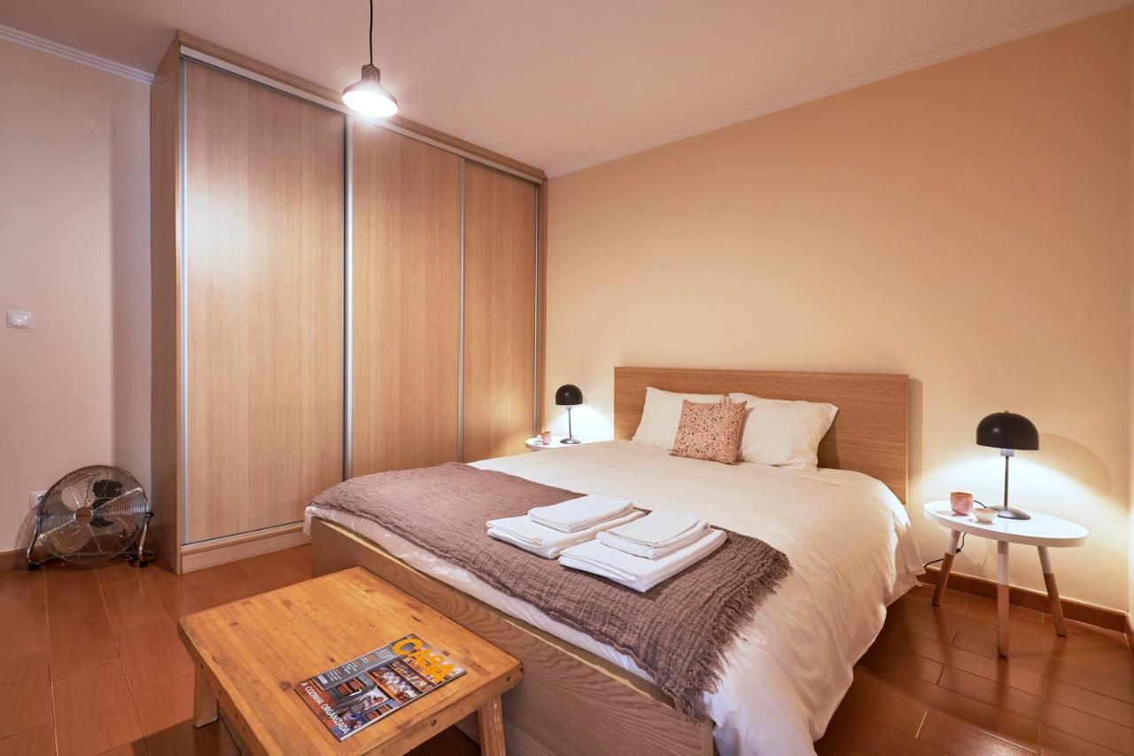 Spacious And Renovated Apartment With Amazing Patio, By Timecooler Lisbona Esterno foto