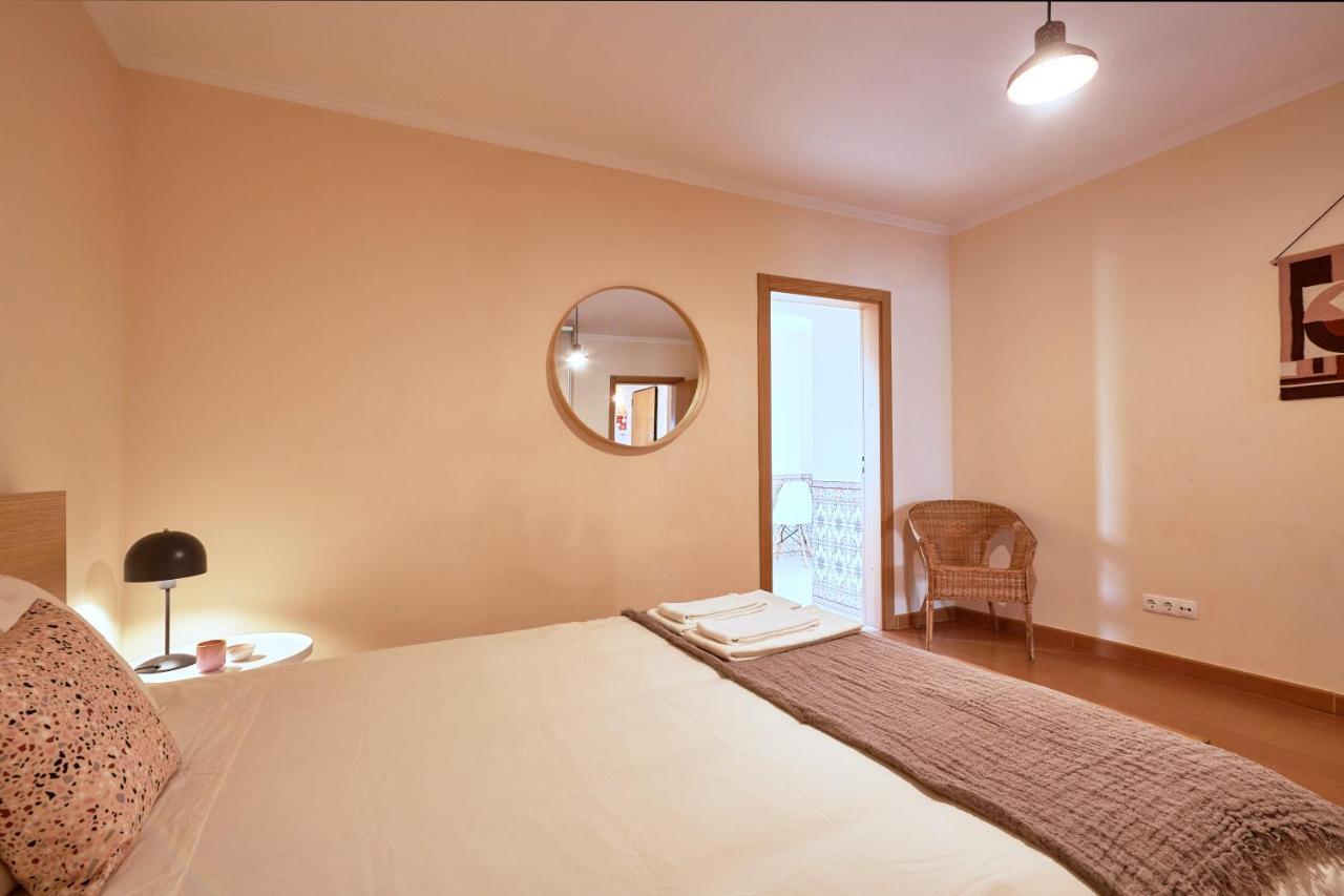Spacious And Renovated Apartment With Amazing Patio, By Timecooler Lisbona Esterno foto