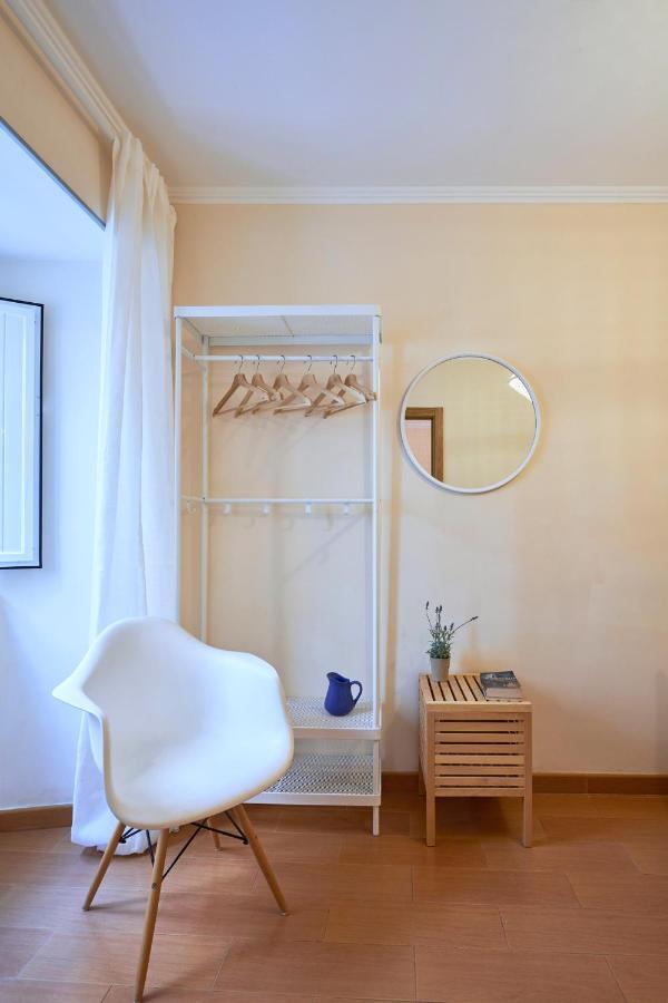 Spacious And Renovated Apartment With Amazing Patio, By Timecooler Lisbona Esterno foto